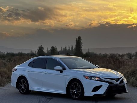 Toyota Camry, 2017 — сүрөт 4