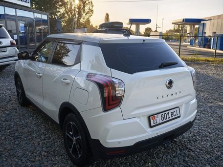 SsangYong Tivoli, 2020 — photo 6