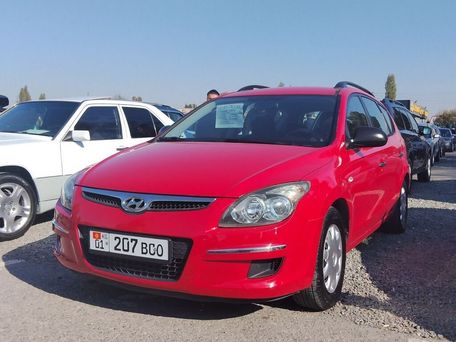 Hyundai i30, 2009 — photo 1