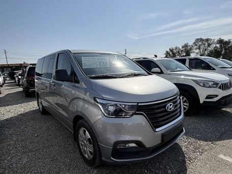 Hyundai Starex, 2019 — фото 1