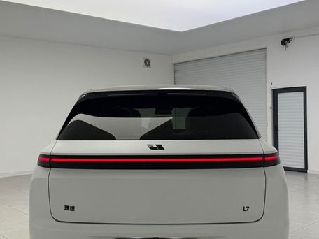 Li Auto (Lixiang) L7, 2023 — 照片 4