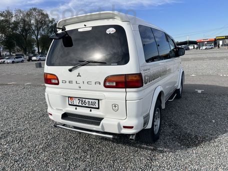 Mitsubishi Delica, 2003 — фото 3