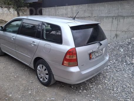 Toyota Corolla, 2002 — 照片 3