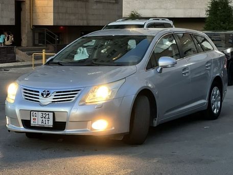 Toyota Avensis, 2009 — сүрөт 1