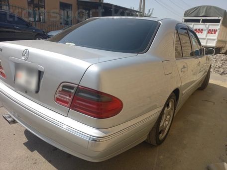 Mercedes-Benz E-Класс, 2001 — photo 2