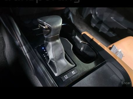 Lexus ES, 2023 — photo 10