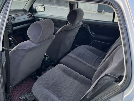 Volkswagen Vento, 1993 — 照片 13