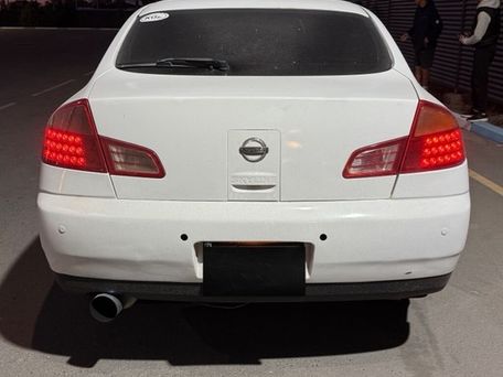 Nissan Skyline, 2002 — photo 2