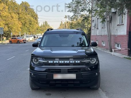 Ford Bronco, 2023 — photo 1