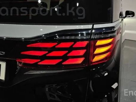 Toyota Alphard, 2023 — фото 8