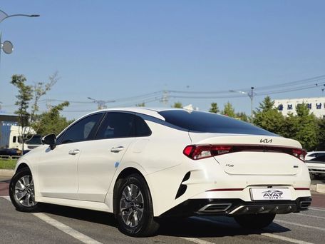 Kia K5, 2022 — 照片 4