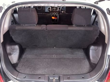 Toyota Ist, 2003 — photo 13
