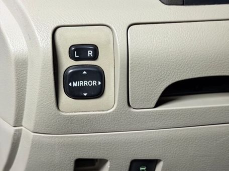 Toyota Camry, 2010 — фото 2