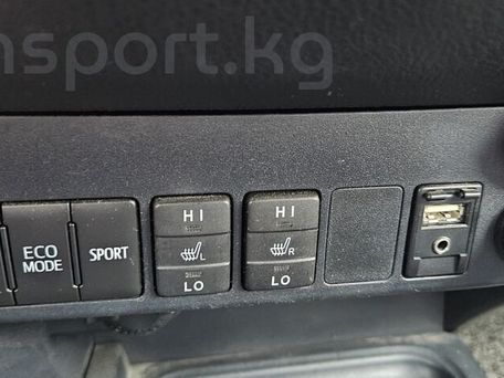 Toyota RAV4, 2018 — photo 13
