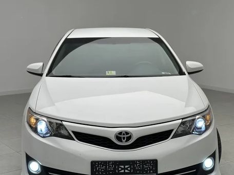 Toyota Camry, 2012