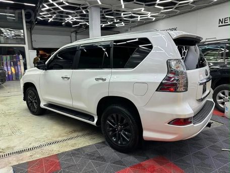 Lexus GX, 2021 — photo 5