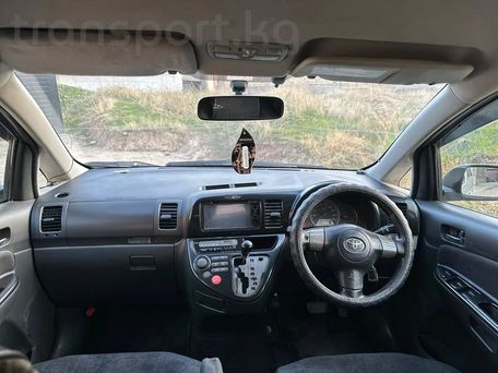 Toyota Wish, 2003 — photo 5