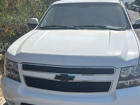 Chevrolet Suburban, 2013 — photo 1