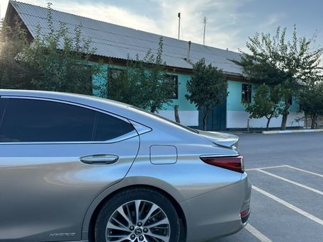 Lexus ES, 2021 — 照片 4