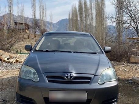 Toyota Corolla, 2003 — 照片 1