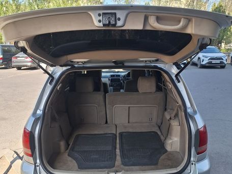 Toyota Ipsum, 2002 — photo 9