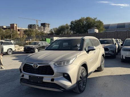 Toyota Highlander, 2026 — photo 1