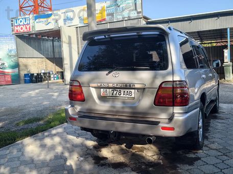 Toyota Land Cruiser, 2000 — 照片 2