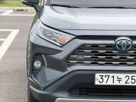 Toyota RAV4, 2020 — photo 10