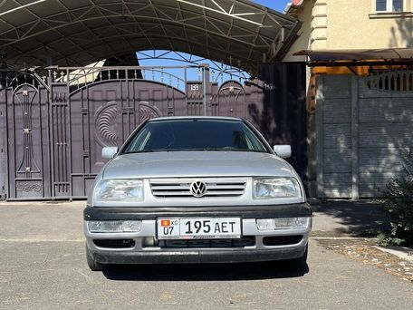 Volkswagen Vento, 1993 — фото 2