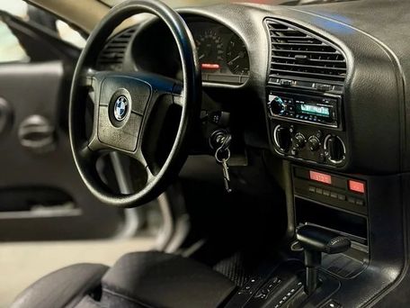 BMW 3 Series, 1994 — photo 6