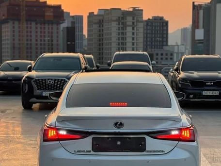 Lexus ES, 2020 — сүрөт 5