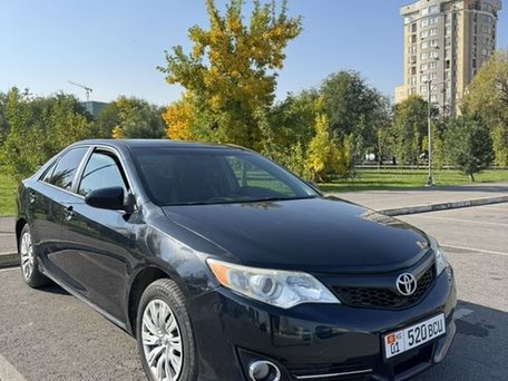 Toyota Camry, 2013 — 照片 1