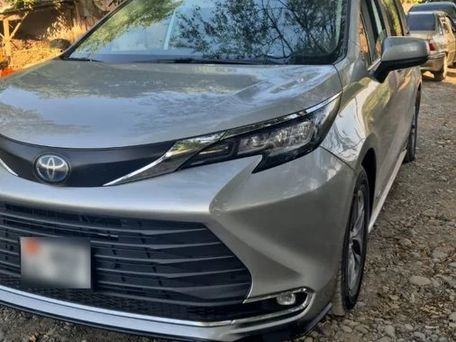 Toyota Sienna, 2021 — photo 3