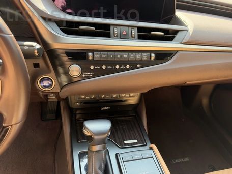 Lexus ES, 2021 — photo 7