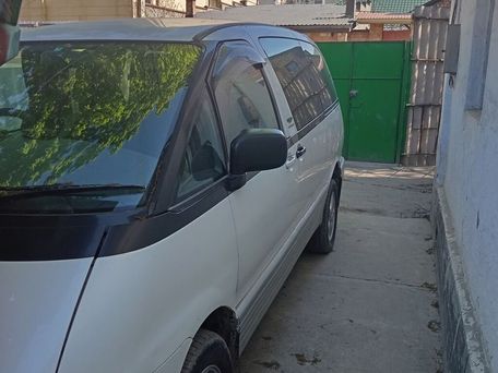Toyota Estima, 1997 — 照片 5