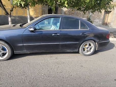 Mercedes-Benz E-Класс, 2002 — 照片 5
