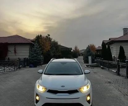 Kia Stonic, 2019 — photo 2