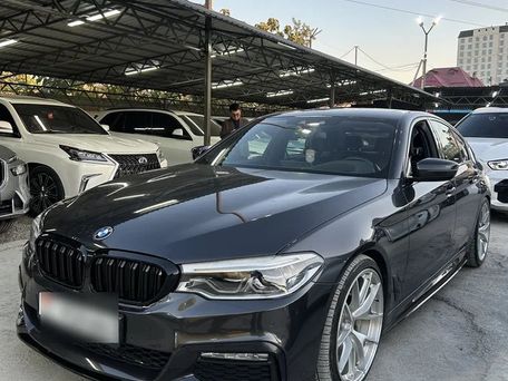 BMW 5 серии, 2018 — 照片 4