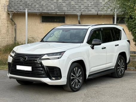 Lexus LX, 2023 — 照片 1