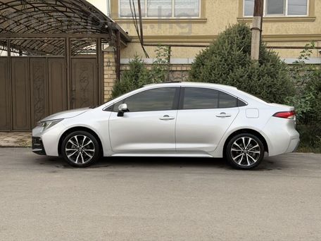 Toyota Corolla, 2021 — 照片 3