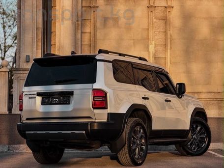 Toyota Land Cruiser Prado, 2024 — фото 2
