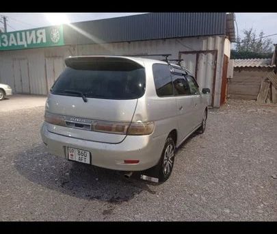 Toyota Gaia, 2003 — 照片 4