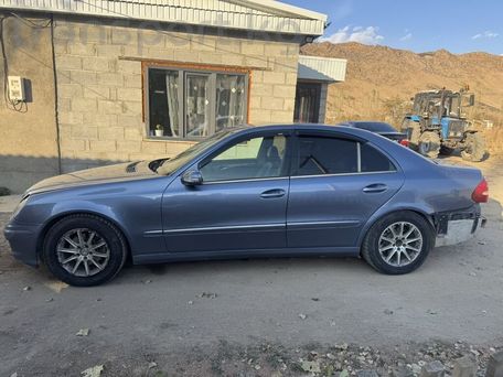 Mercedes-Benz E-Class, 2005 — photo 5