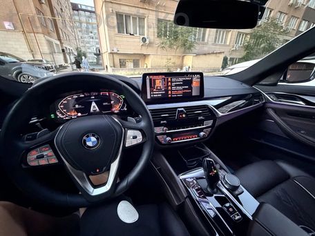 BMW 5 серии, 2021 — photo 7