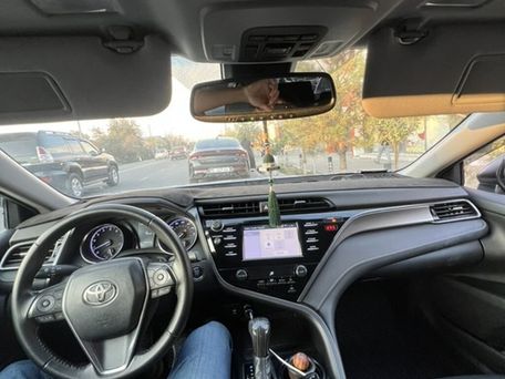 Toyota Camry, 2019 — 照片 9