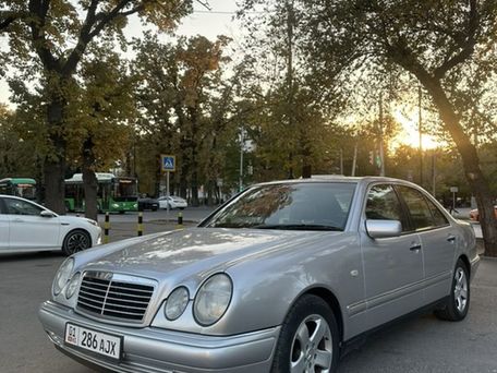 Mercedes-Benz E-Class, 1996 — photo 3