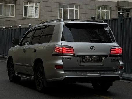 Lexus LX, 2008 — фото 4