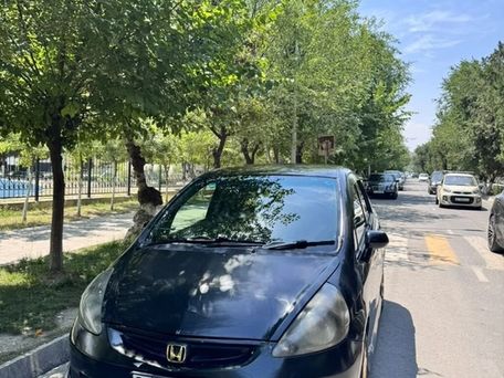 Honda Fit, 2003