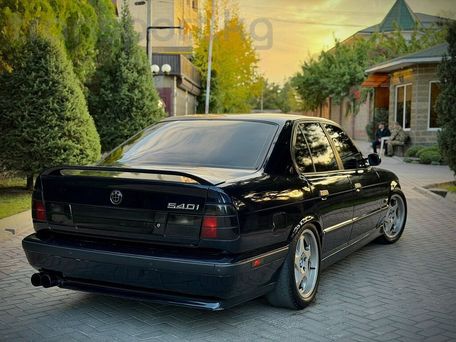 BMW M5, 1994 — photo 3