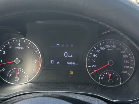 Kia K5, 2019 — photo 9